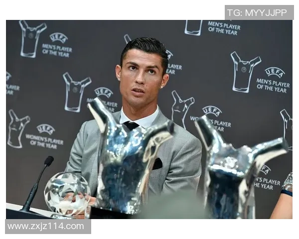 全球足球巨星财富揭秘:他们的净资产究竟有多少